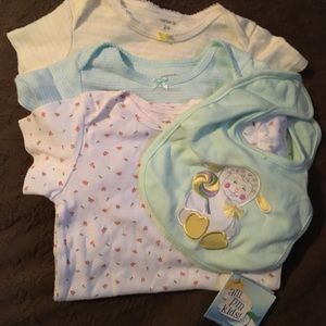 Onsie’s with free New bib w/tag